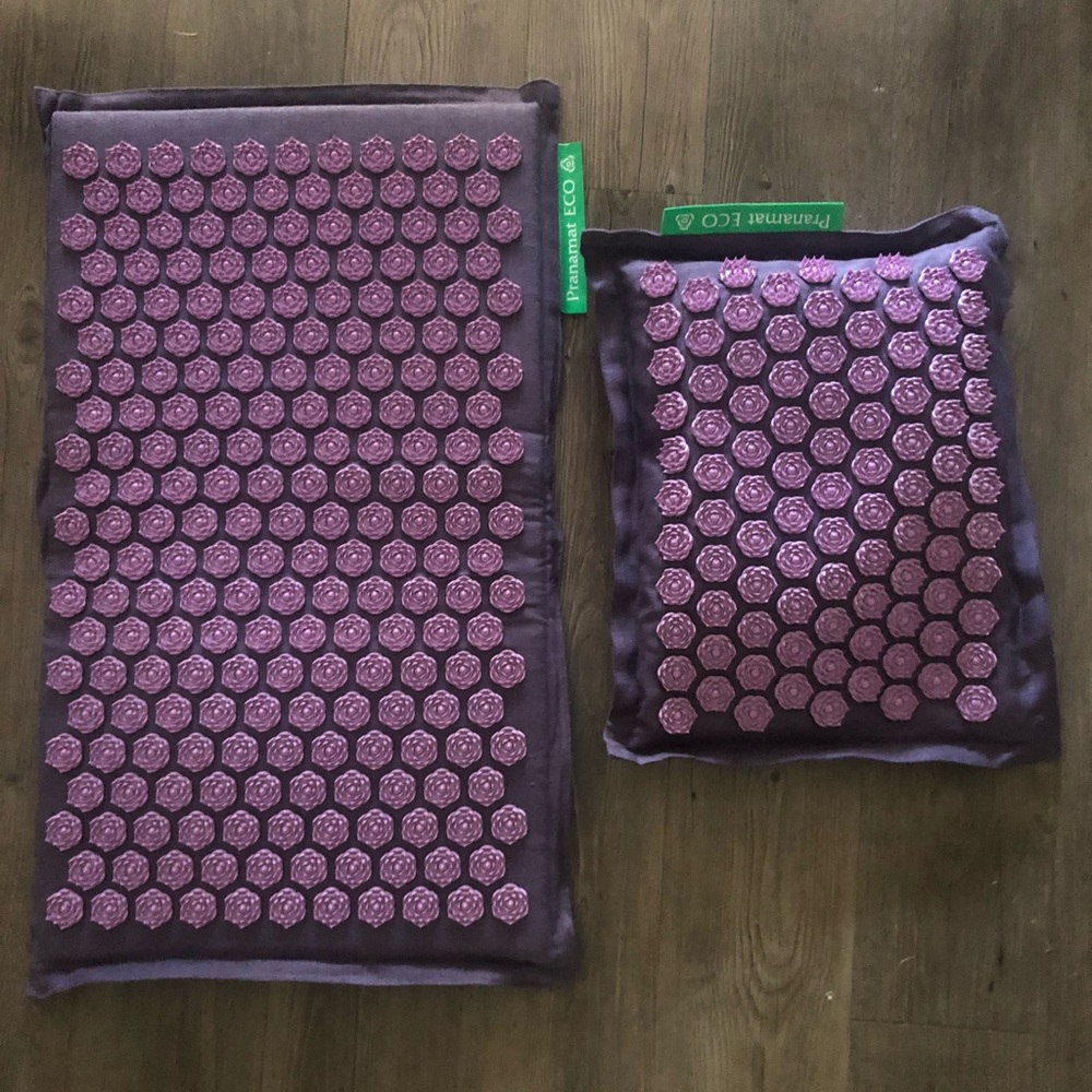 Prana Prananmat Eco pressure point mat and pillow